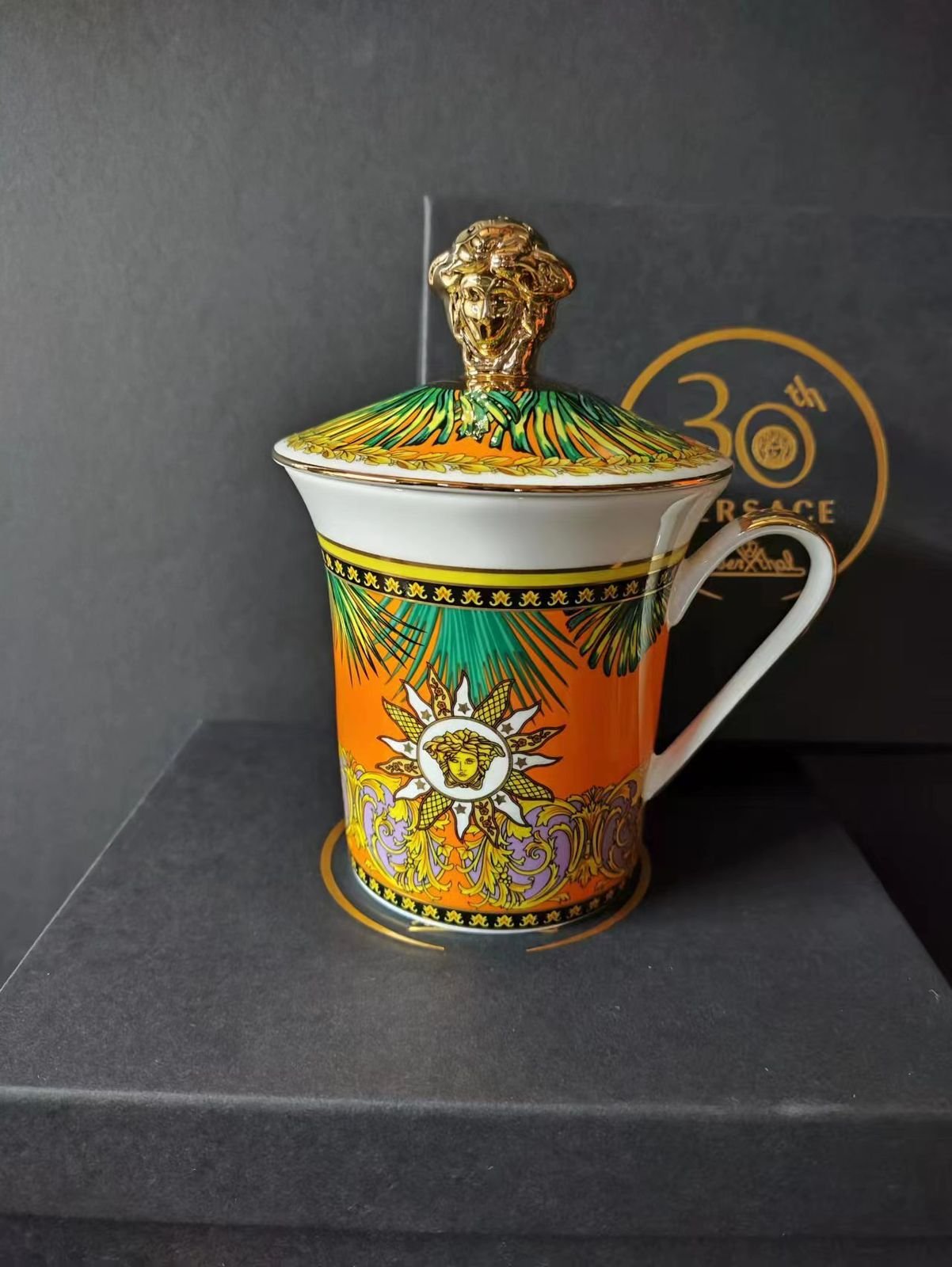 Versace mug with cap - Image 6 of 7